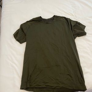 Lululemon Metal Vent Tech Short Sleeve